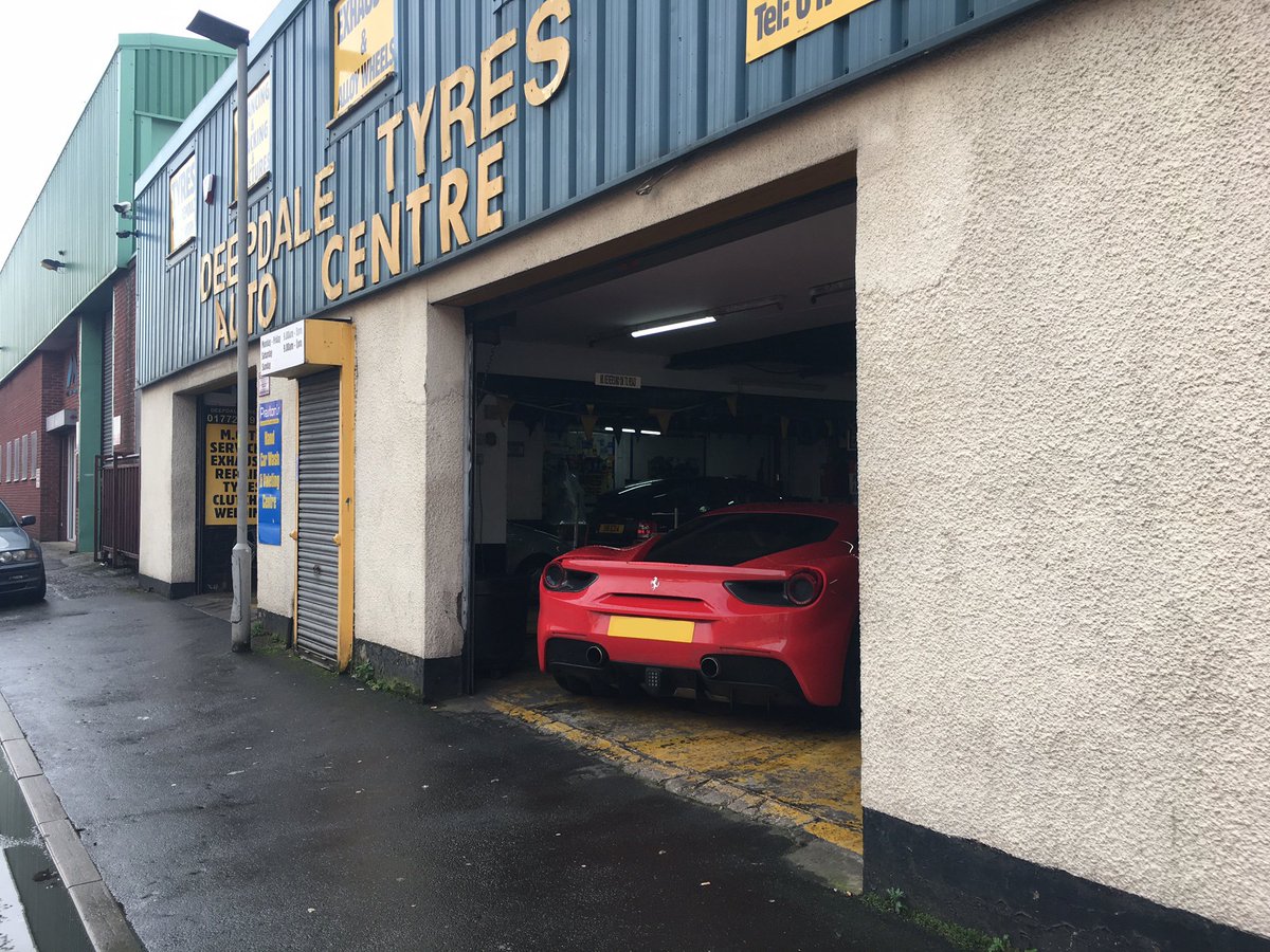 TPMSZONE's tweet image. We are busy today testing our #TPMS on a #Ferrari #488gtb #supercar #dreamcar #automotive #fastandfurious 🔥🔥🔥👌🏎️ tpmszone.co.uk