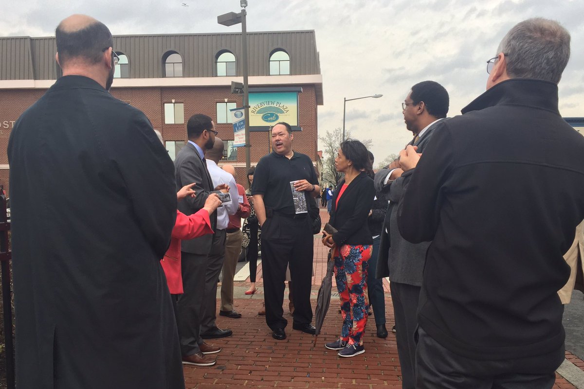 DCDHCD's tweet photo. led a tour thru #Anacostia for some @UrbanLandInst #RoseFellows. great questions on the arts, community and development strategies! https://t.co/ER9dhRaKPq