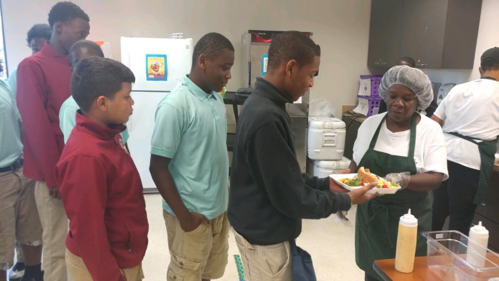 SEEDSchoolMiami's tweet photo. @SEEDSchoolMiami students are thrilled with our new lunch vendor #ChefSheldon -- Our stomachs are full! https://t.co/y4BtTjAeTv