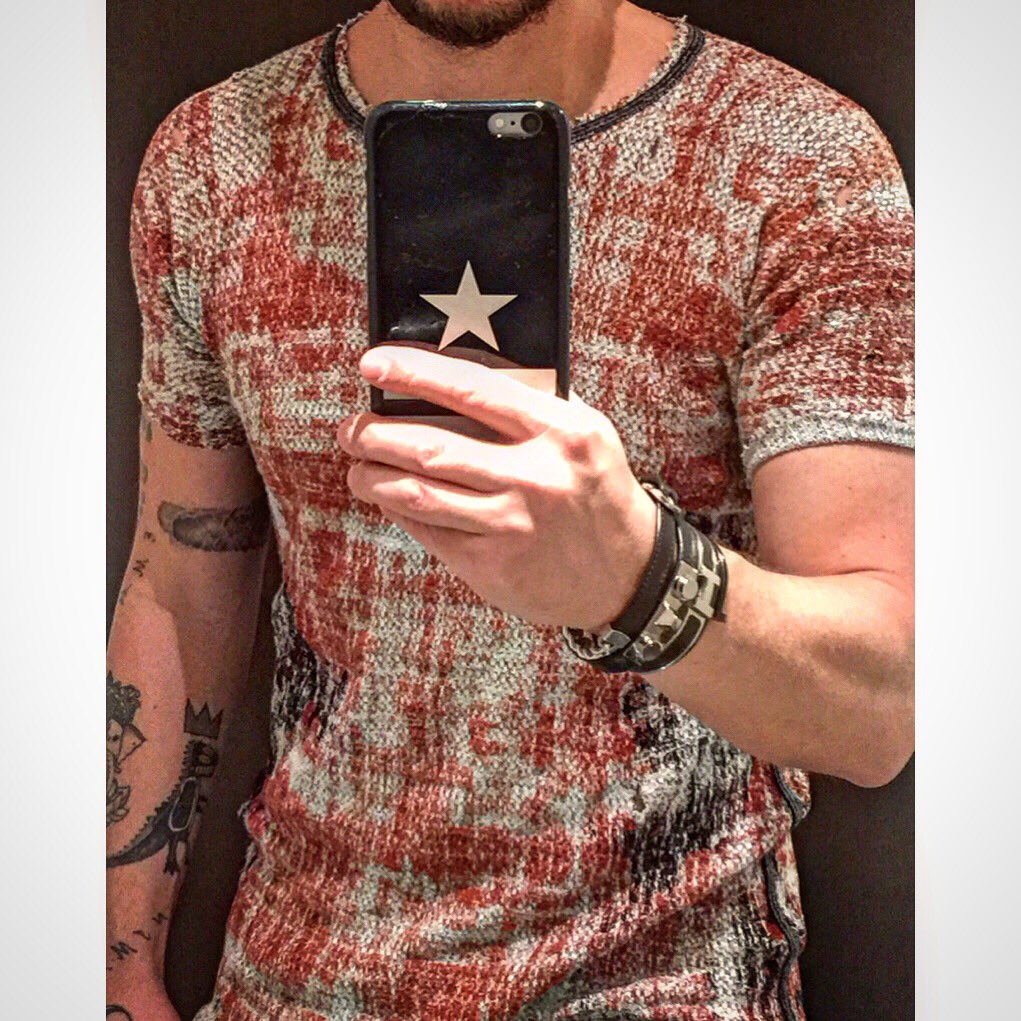 Buenos días !!! 🌞 conferencia de prensa en México 🇲🇽 🌃 City ... ❤🙏🏼🎹🎼🎶#primerafila #acustico #encore