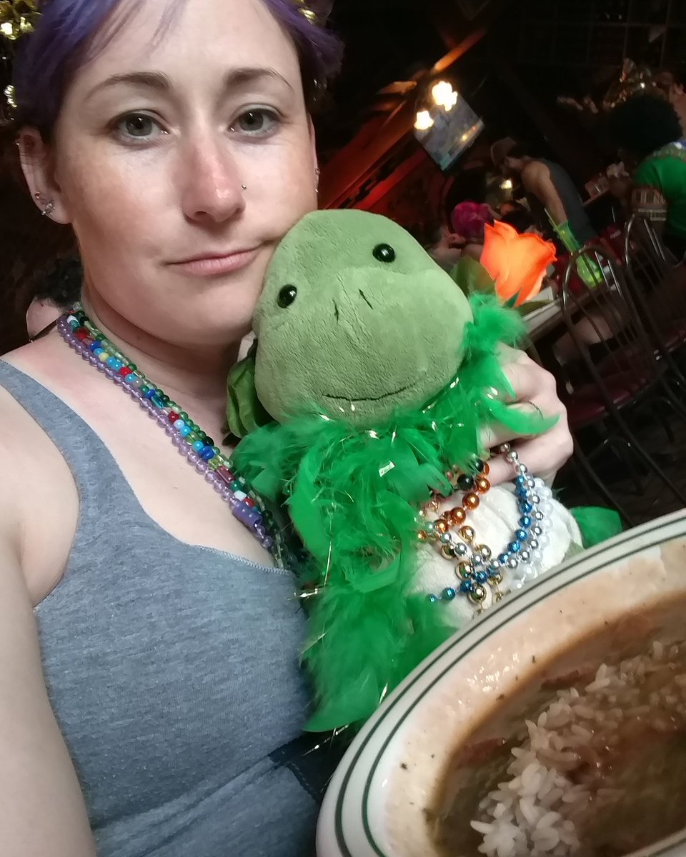 MasolinoTurtle's tweet photo. #Gumbo @cafemaspero post #Rex parade with @AJZipper! #ThisFoodIsAmazing #OMGImGonnaDie #MasolinoTheMardiGrasTurtle #TurtleLove https://t.co/aBBtrYrAAM