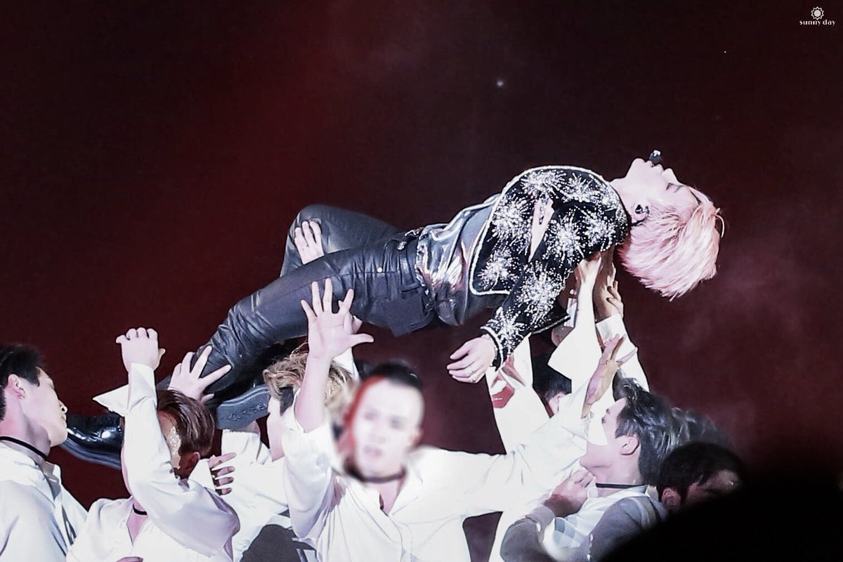 170219 윙즈콘서트
지민
#지민 #JIMIN #방탄소년단 #BTS
<a href="/BTS_twt/">방탄소년단</a>