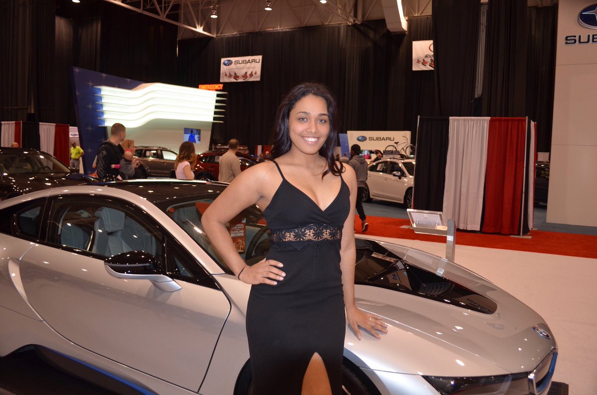TheAvanteGroup's tweet photo. Day 6 of The Cleveland Auto Show. Go visit our girl Jarisma, she's stunning and sharp and you may learn a thing or two about the vehicles! https://t.co/WiGklzRdnQ