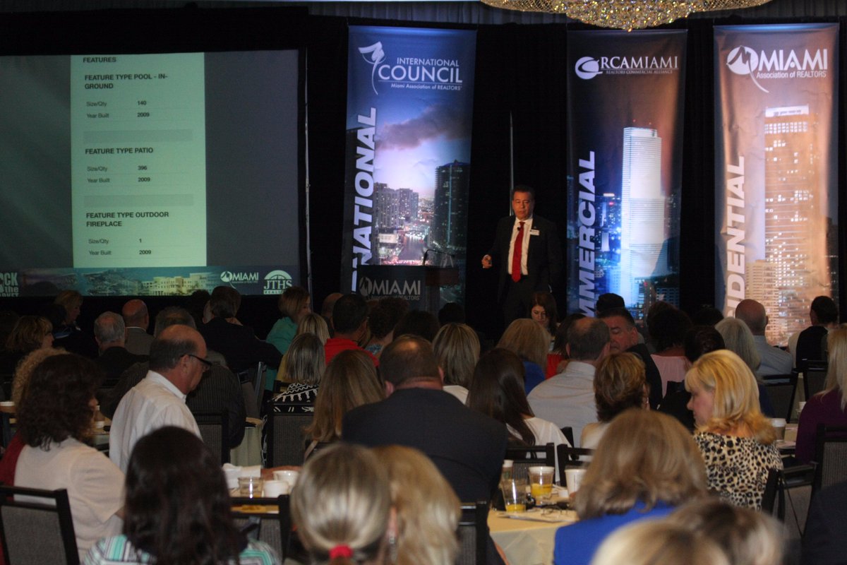 MiamiRealtors's tweet image. Real Living First Service Realty’s George Jalil presenting on how to capture and keep customers with GoMLS #RocktheMarket