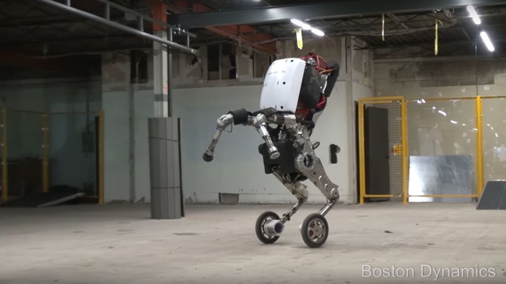 PCTippsTricks's tweet photo. Handle: Boston Dynamics stellt rollenden Roboter vor https://t.co/TgEmGzBJ5E https://t.co/J5KV6B9J6v