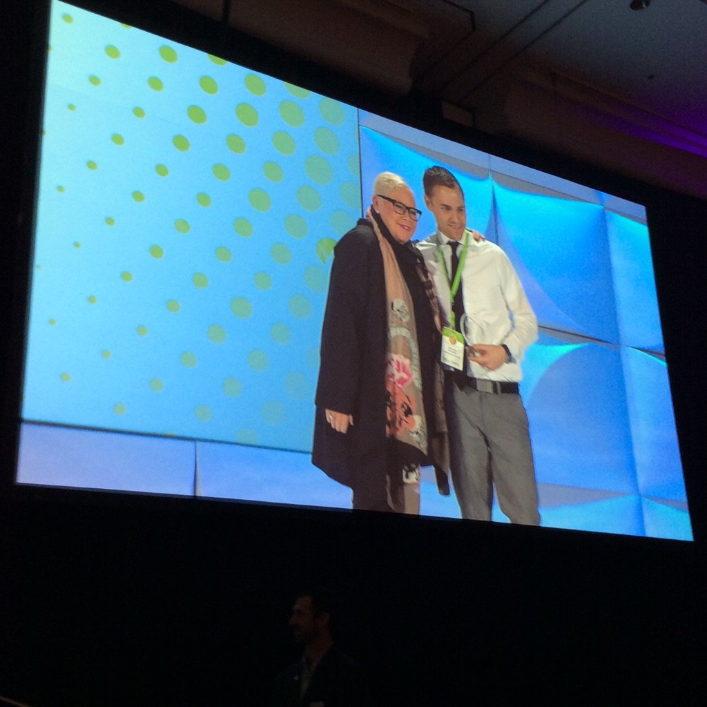 HeatherLynnBush's tweet photo. Young entrepreneur  #bhgre #fusion2017 #awards #goodlifegroup #jonathonogorman https://t.co/yUrLKVG4u5