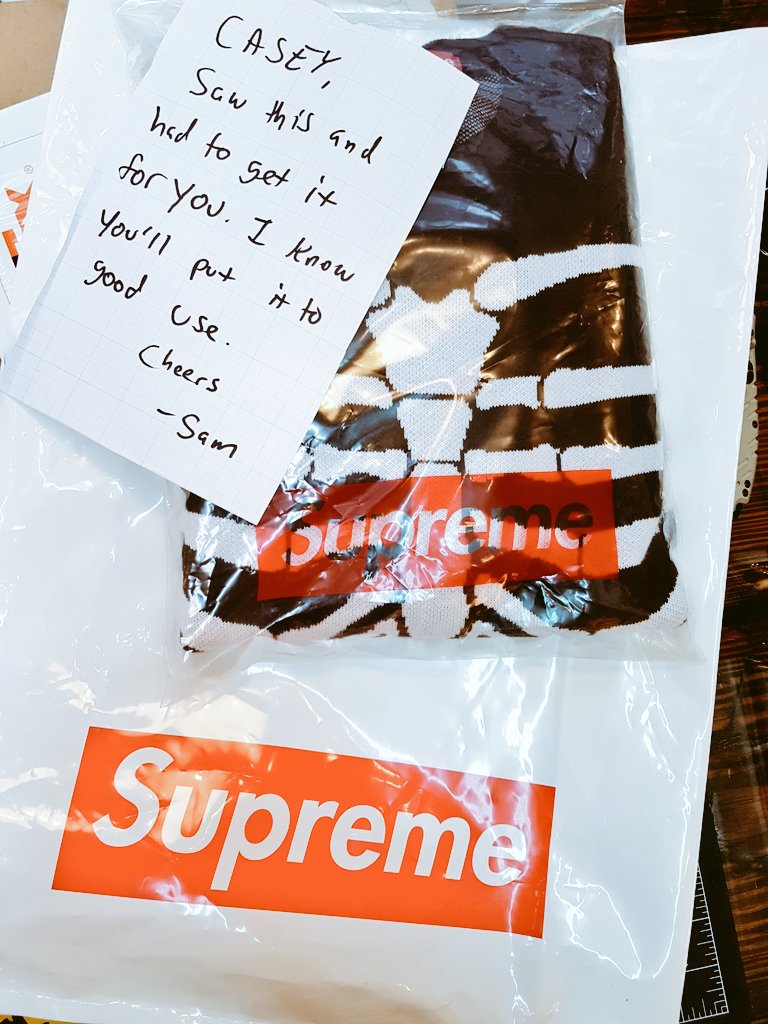 casey neistat supreme backpack