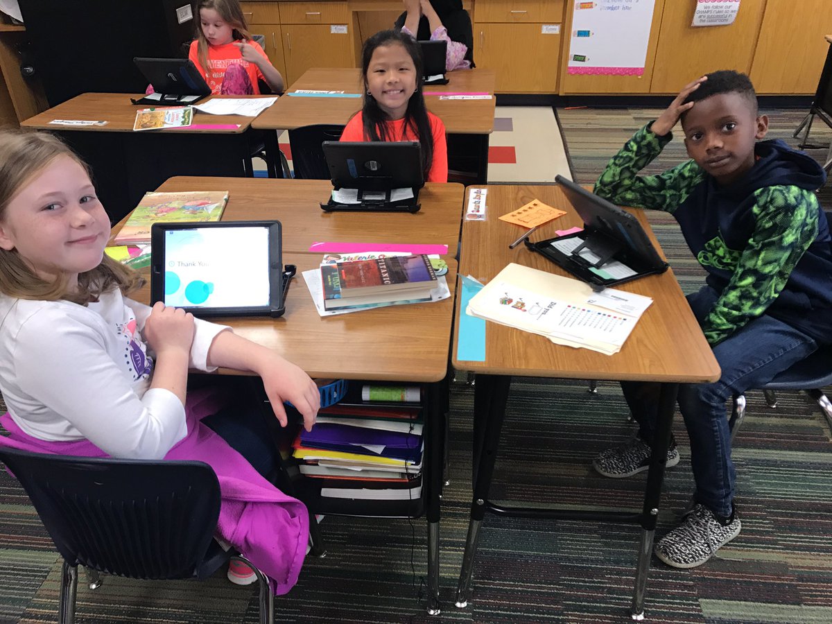 CCEcalderon's tweet photo. Love the draw it feature in @nearpod ! A quick formative assessment to gauge their understanding of quadrilaterals! https://t.co/cIbyG8NVKp
