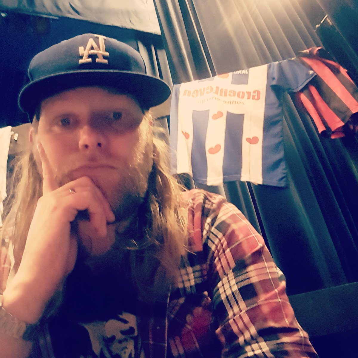 Vanavond met <a href="/FCdeRebellen/">FCdeRebellen</a> in Heerenveen.  Ik geloof dat het hier is.