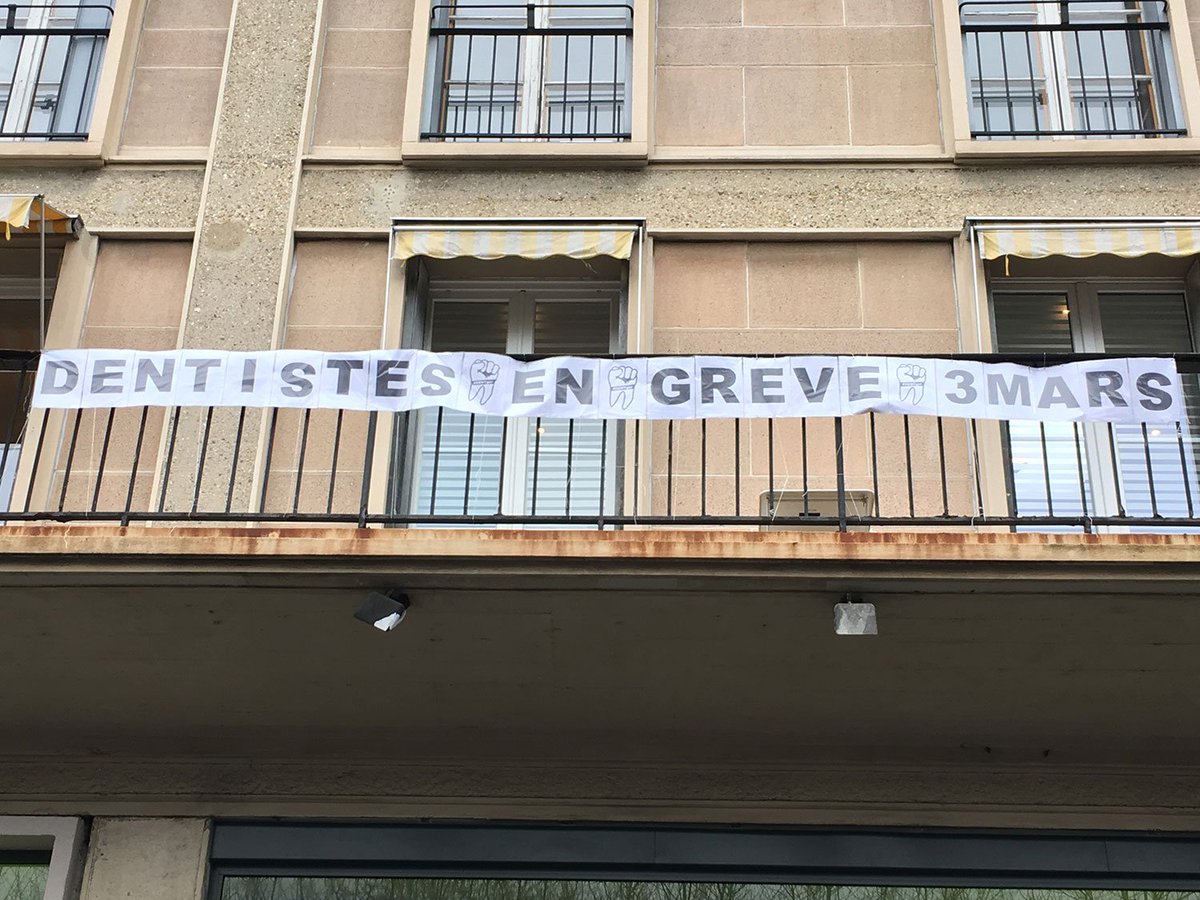 lescdf's tweet photo. #DENTger #dentisteengreve #3mars @MarisolTouraine @cnsdnational https://t.co/DJYkxj6aq4