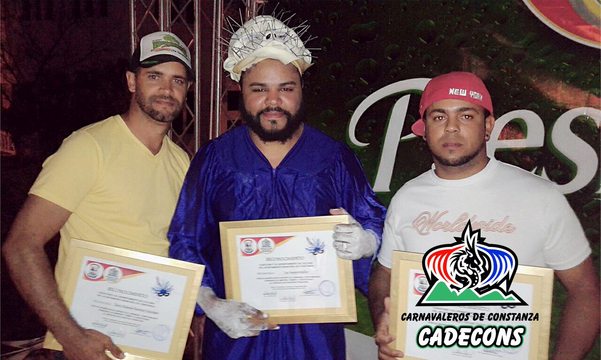 cadeconsrd's tweet photo. Reconocidos, Por sus significativos aportes al #CarnavalConstanza poniendo su empeño, tiempo y creatividad al servicio de nuestra tradición. https://t.co/g0Izi6Dg3R
