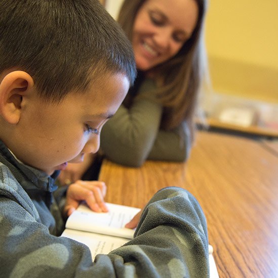 Porter_Anderson's tweet image. .@RICOHProPrint&apos;s Exec Symposium, in lieu of guest gifts this year, is donating $1,500 to @BookTrustUS&apos;s work w/ low-income kids in reading.