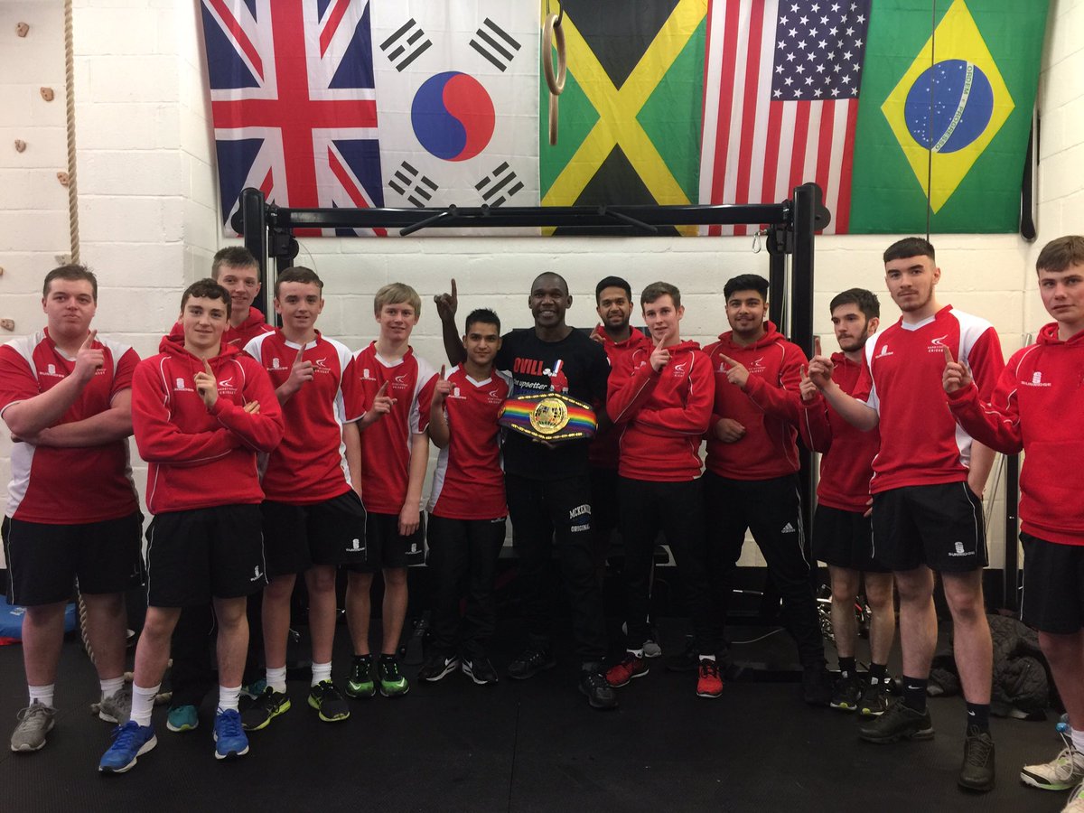 RahimAli_Coach's tweet photo. @FlintoffAcademy @domtaylor247 @chrismarps @DerbyColSport The lads had a great experience this afternoon with @OvillThe1 #TeamAFCA https://t.co/RySH4YHJsL