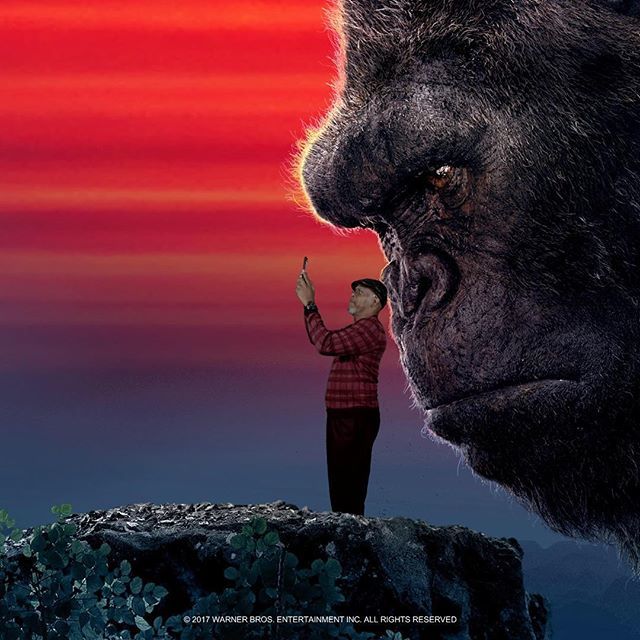 aioinstagram's tweet photo. #SamuelLJackson #photobombingassape kongskullislandmovie Why is this MUTHAFUKKAH kongskull… https://t.co/Hviu77aGp7 https://t.co/OCO6iVNHK6