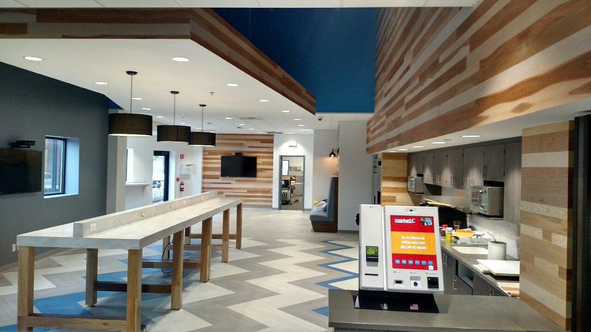 ArtOfForm1's tweet photo. Art Of Form Architects design for Charter Communications - Rochester, NY #artofform #architect #architecture #design #interiordesign https://t.co/76brvalnl4