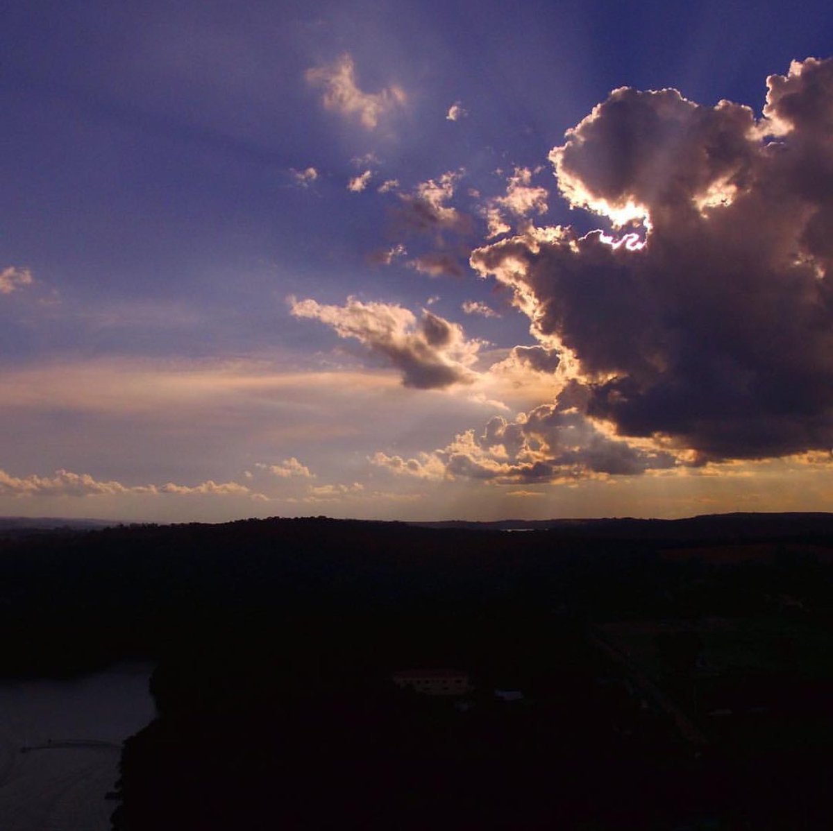 ProjetoHelpFly's tweet image. Últimas atualizações do Caíque (@GAMACAIQUE) em sua conta no Instagram.