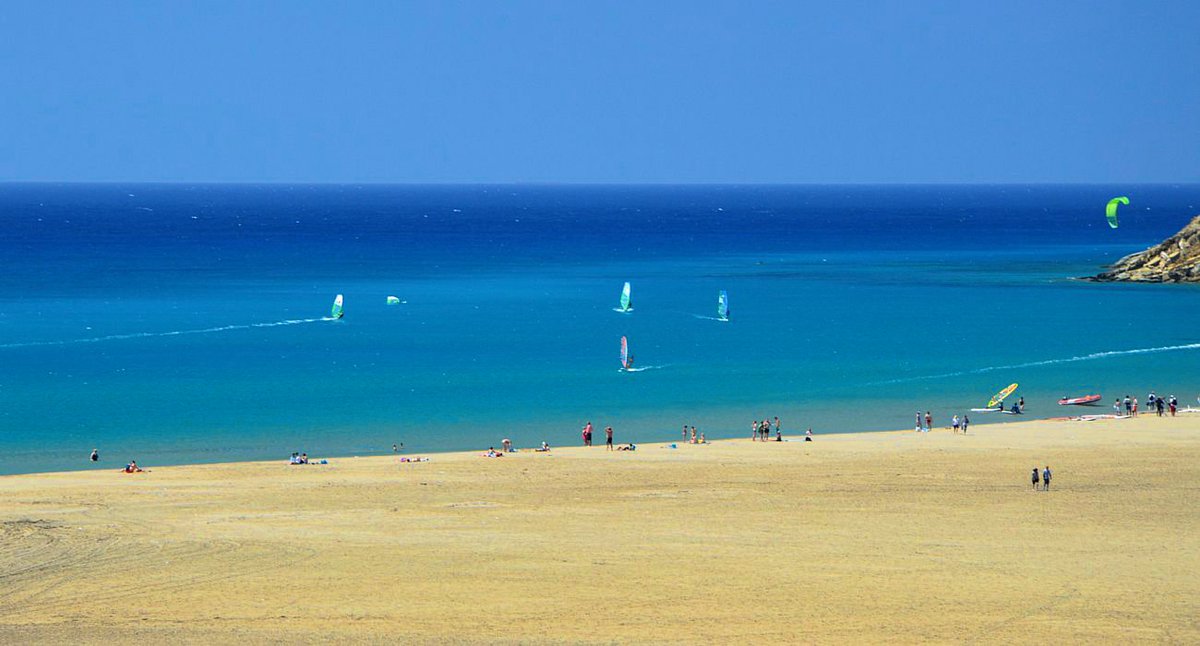 DiscoverGRcom's tweet photo. This week, C.O.O of Hatzilazarou Hotels Panagiotis Hatzilazarou, reveals his love for South Rhodes! #MyviewofGreece https://t.co/Pdvf4ofQAT https://t.co/r9NvZHwKe3