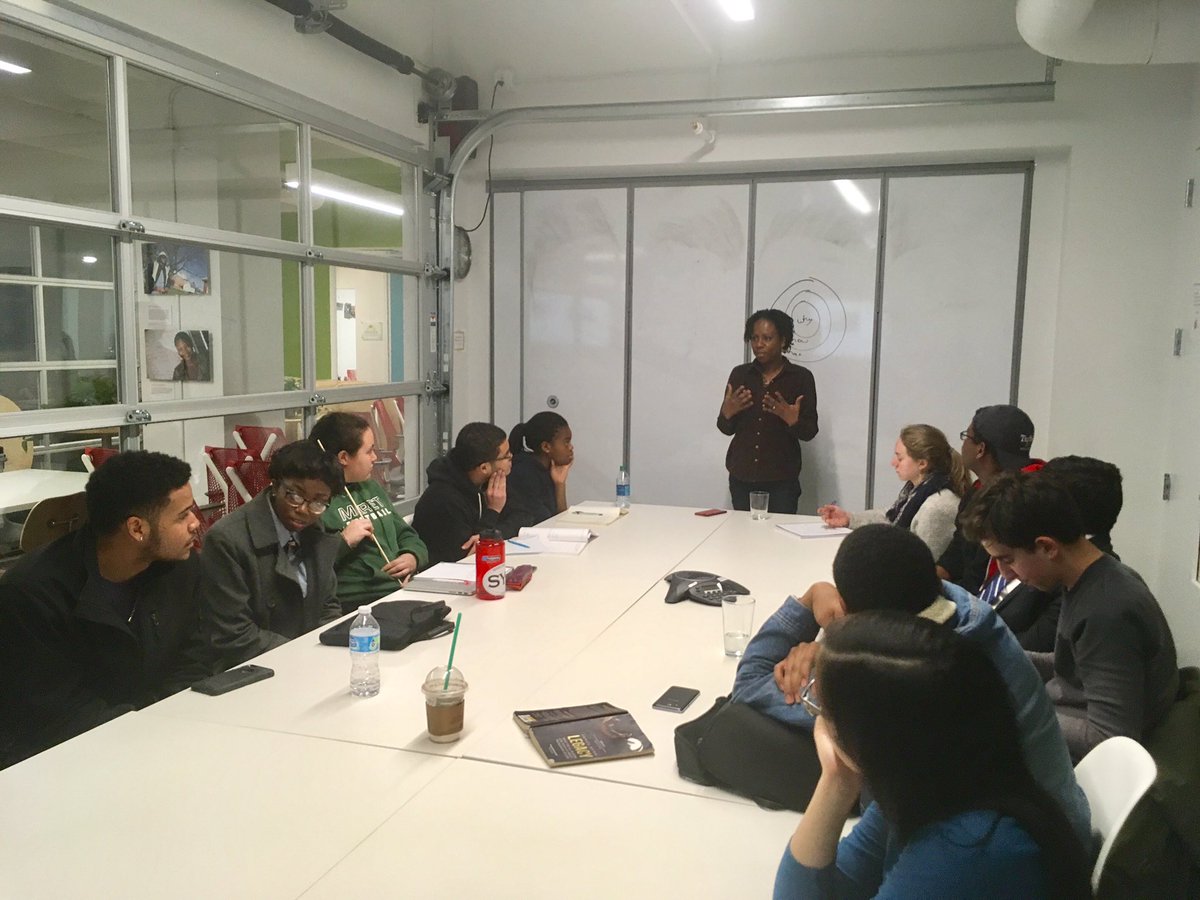 Thinkory's tweet photo. Had a great time at @ImpactHubDC with @FlyeOrg helping @StrategicGood prepare @LearnServe students for a pitch. #SocialImpact https://t.co/AoJHnfehqr
