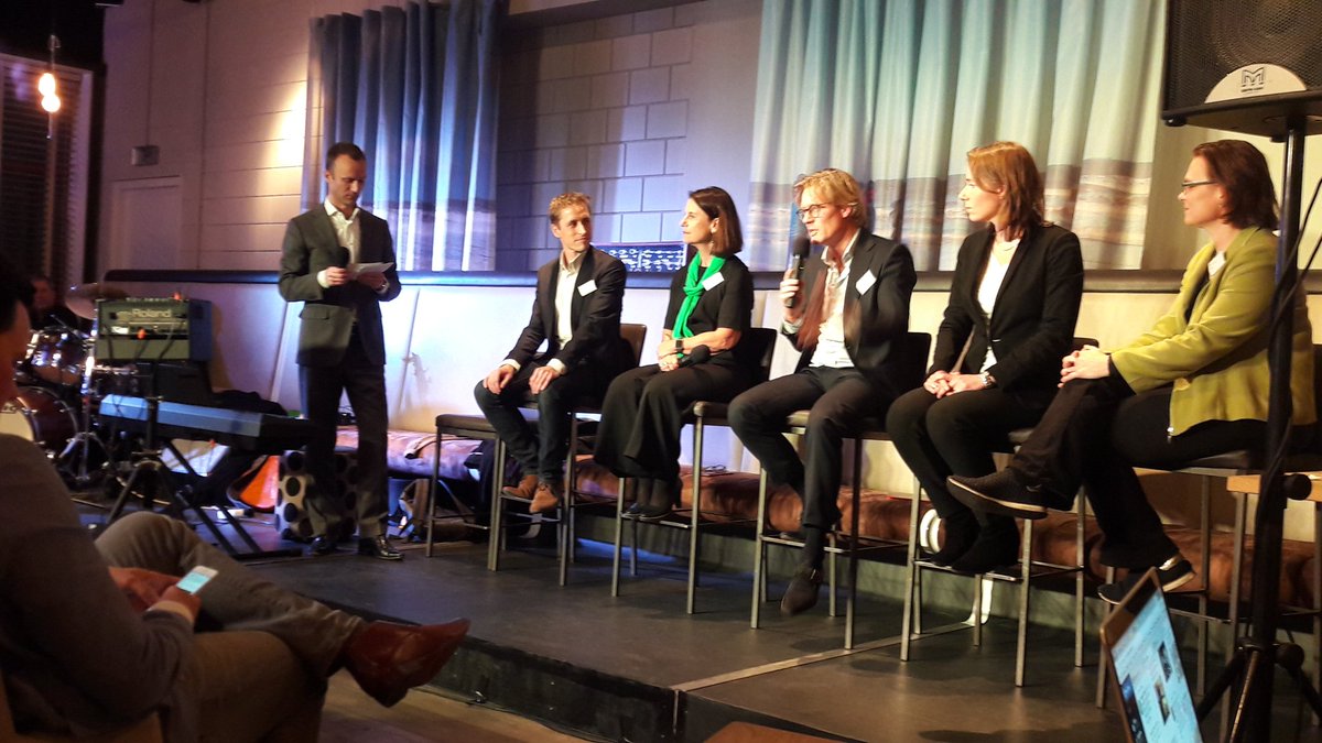 jacquelinekro's tweet photo. Mooie line-up Kamerleden #kcsportlive @MaritMaij @HankeBruinsSlot @Worsdorfer @AntjeDiertens @MichielvNispen.  @MartijndeGreve goed op stoom https://t.co/sB3aHAdRjd