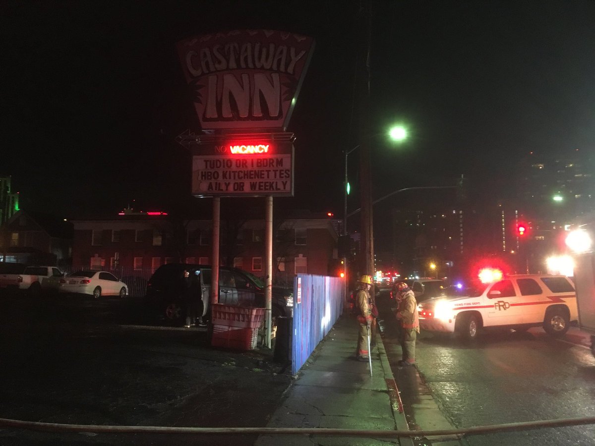 pffnevada's tweet image. #RenoFire knocked down a fire at the Castaway Inn on 2nd Street #Feb17th