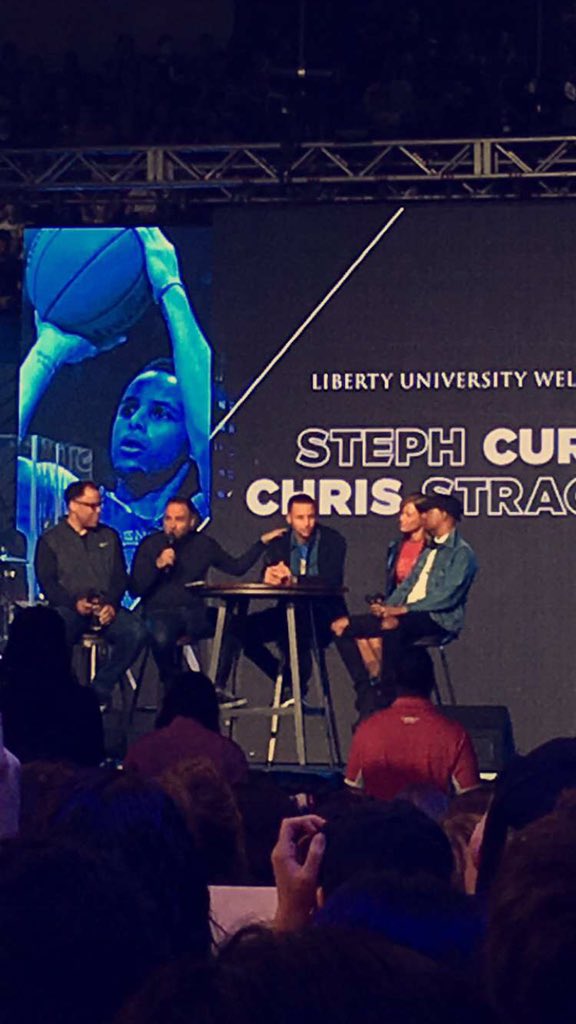 m1nn1eeee's tweet photo. @COSeezy @StephenCurry30 u guys were awesome! LOVED having u here!! https://t.co/aA4RaZlEyR