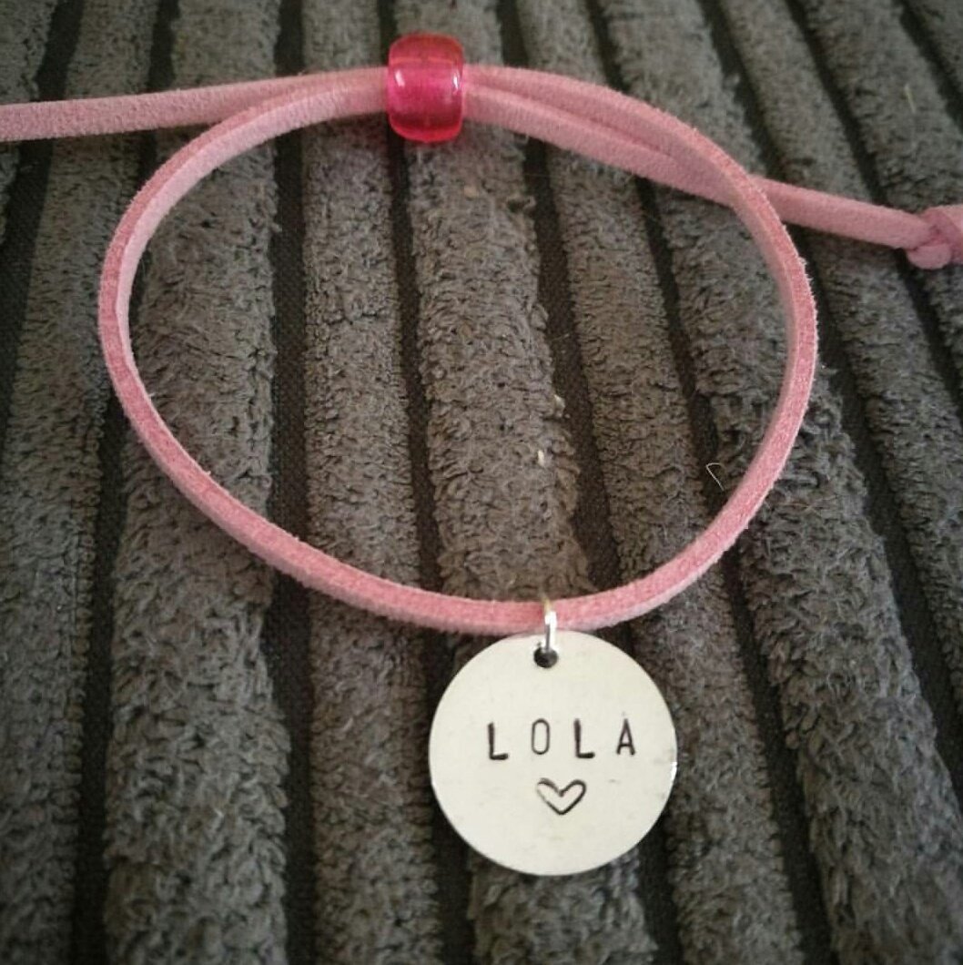 SprinkleLittle's tweet image. #handstamped #giftideas #gifts ##madewithlove #mothersday #mummydaughter #celebritystyle #pinky #girly #mother #mummy #supporthandmade 😘😘😘😘😘