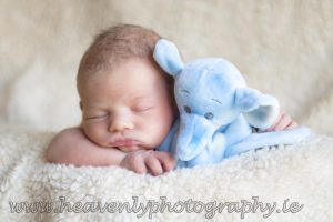 HeavenlyPhoto22's tweet photo. Newborn shoot with Evan! https://t.co/EBgbT7O1rB https://t.co/48hZEg6rhg