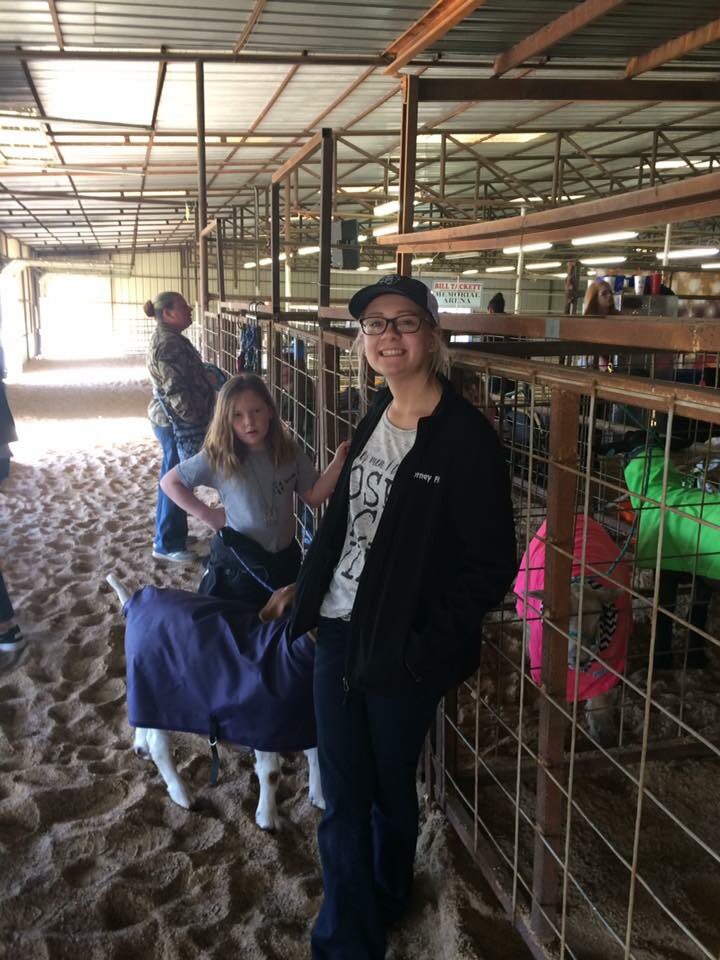 Great first day at county for the Forney FFA.🐖🐐🐑🐄 🐓🐇#forneyconnects