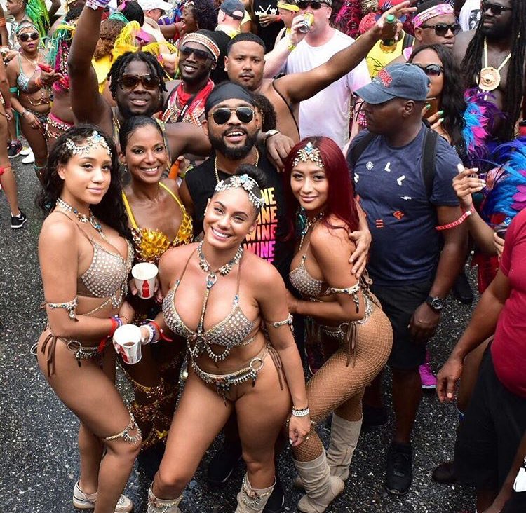 Tropixsonline's tweet photo. Machel Montano 🙌🏾 #TrinidadCarnival2017 https://t.co/x8pIC7jwSG