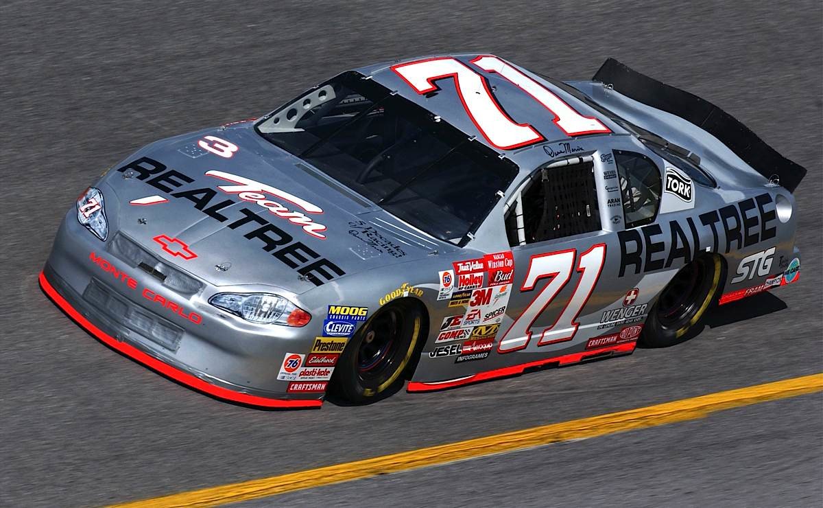 Happy Birthday to former NASCAR driver Dave Marcis 