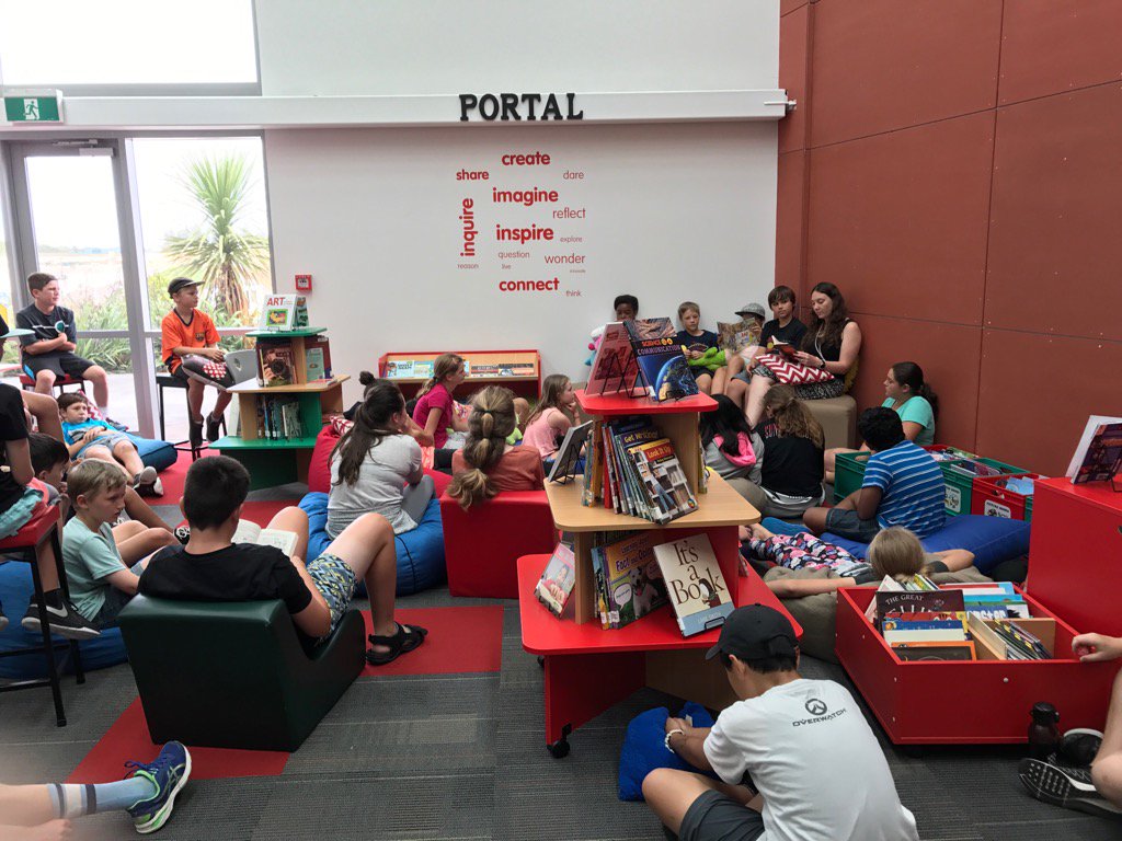 Sharing under the mountain with some of the LC3 kids thanks @schoolkitnz and #kellogs #activemindsprogramme