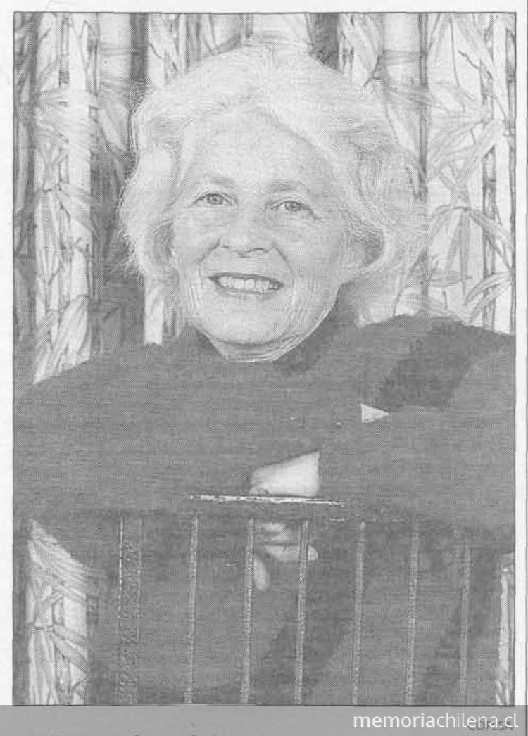 Mineduc's tweet photo. ¿Recuerdan "La Hormiguita cantora y el duende melodía"? Hoy despedimos a la gran escritora Alicia Morel. Simplemente ¡Gracias! https://t.co/UKswwqgT3T