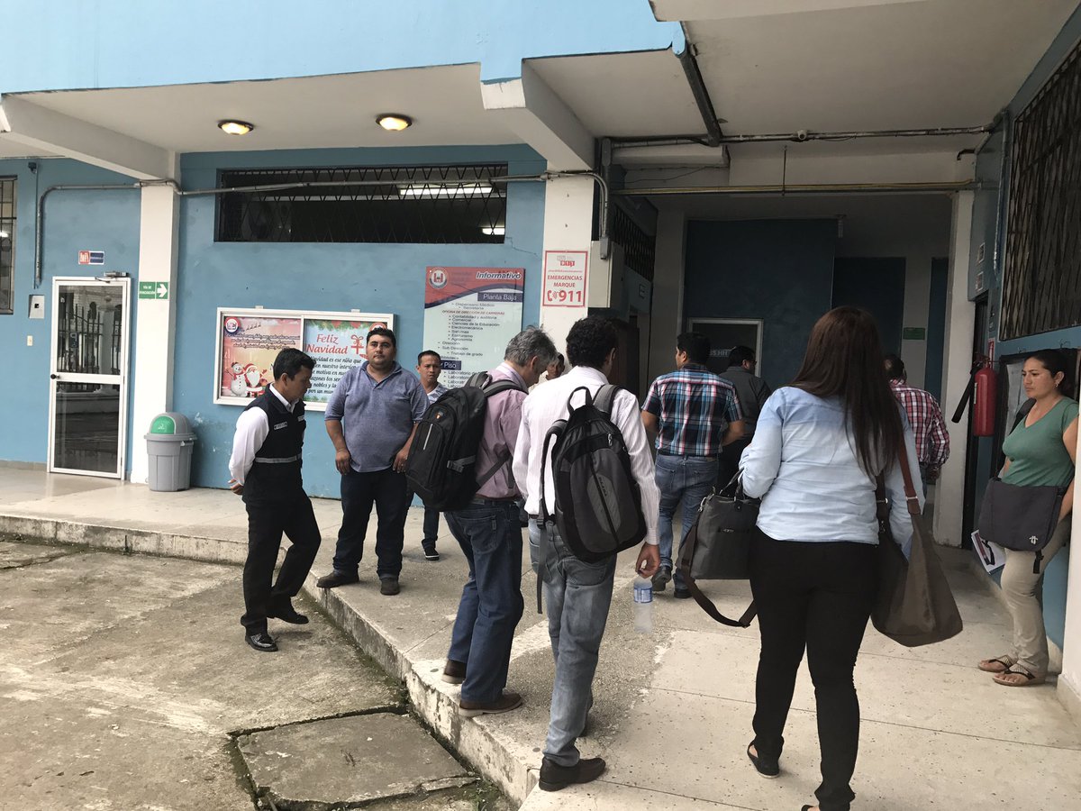 ExcelenciaUTC's tweet photo. #ExcelenciaUTC La CIFI realiza visita a la extensión La Maná de la Universidad Técnica de Cotopaxi #SomosUTC https://t.co/eOhMr5ZCFE