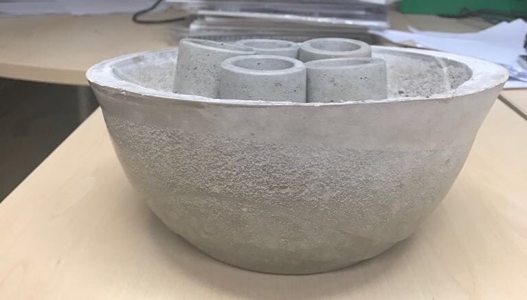 tessellformltd's tweet photo. Concrete bowl and shot glasses? Looks like we're in for a heavy night. #patternedconcrete #concretecreations https://t.co/f4cTHTh4Lw