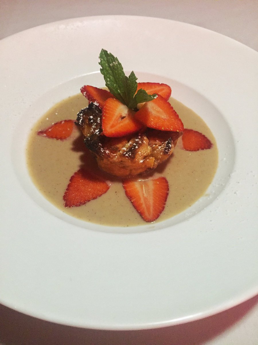 RedPrimeSteak's tweet photo. Dessert special : Strawberry&creme bread pudding in a pool of strawberry creme anglaise. #redprimespecials #redprimesteak #getyourdesserton https://t.co/vjhPenEK7r