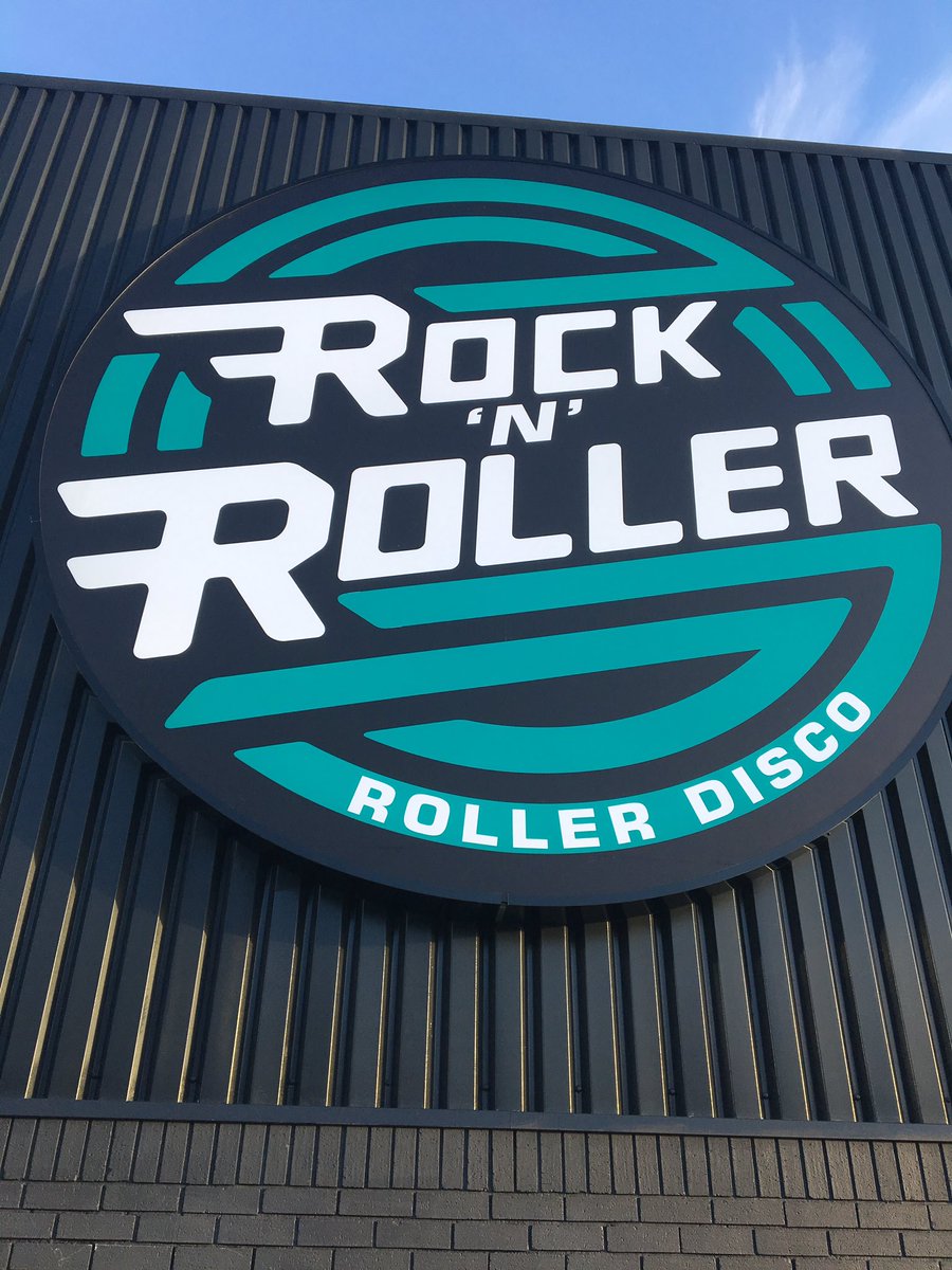 DHSigns's tweet photo. 4m circular #FlexFaceSign designed manufactured and installed by us for RocknRoller #RollerDisco https://t.co/K67dRk3BDm