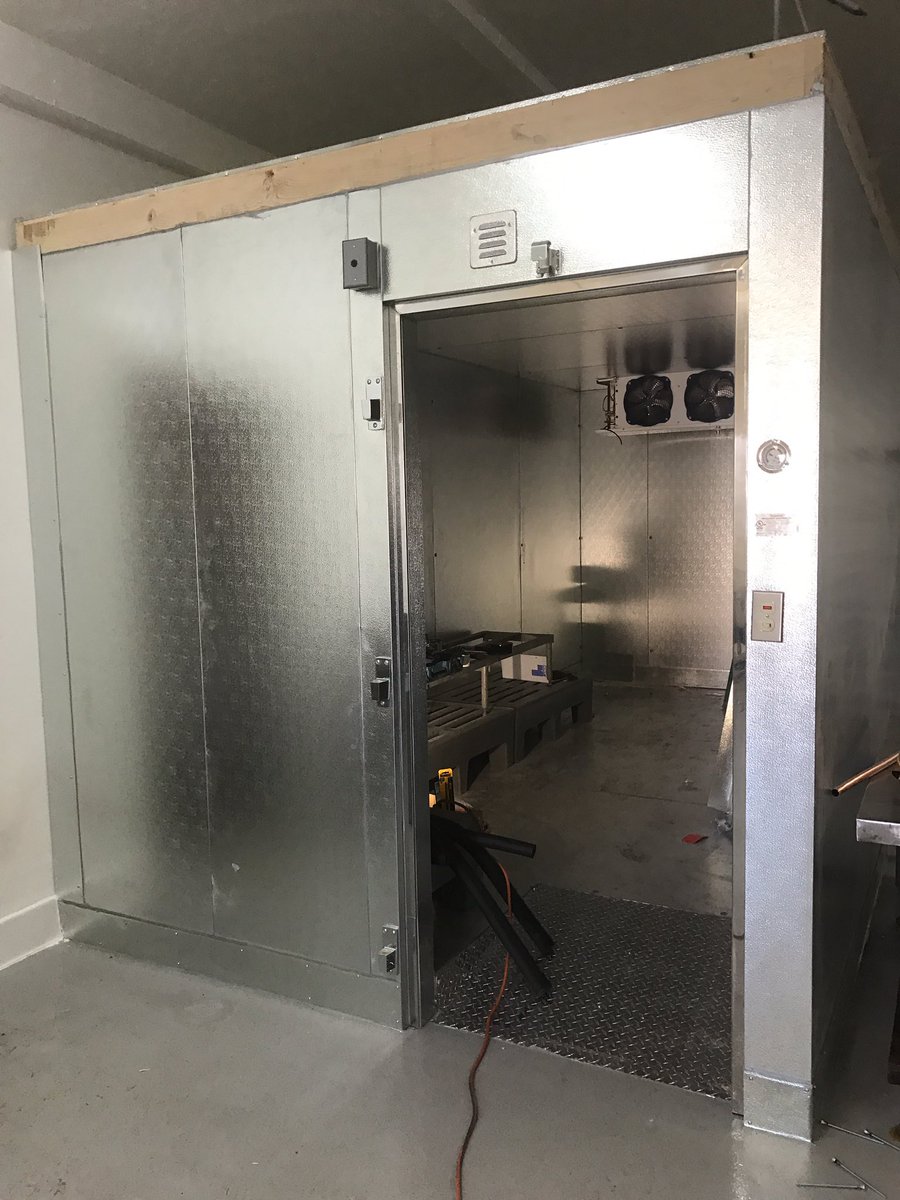 DayInALifee's tweet photo. Complete refurbishment service.
Hmu for all your construction needs. https://t.co/D4x9fb0fPf