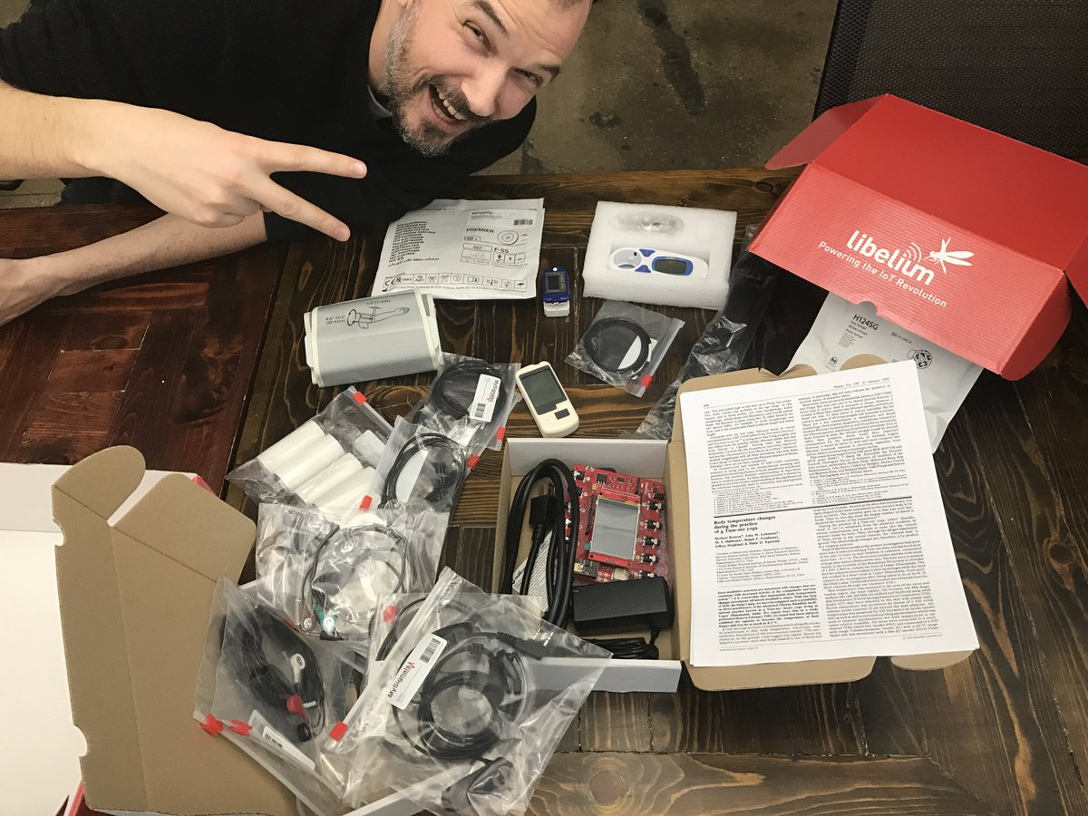 tw_arts's tweet photo. That moment when all the equipment arrives. @xuv @hnnsbnd @libelium #MySignals https://t.co/sBruue7veV