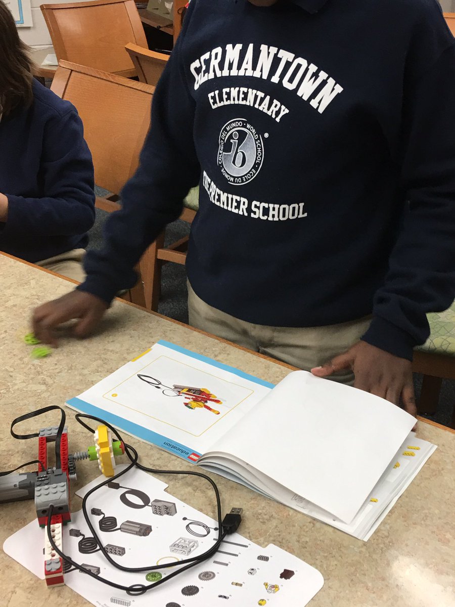 GermantownES's tweet photo. Student Enjoyed Extended Day Writing Program with Interactive Read Aloud. #STEMLego #AACPSawesome #AACPSTitle I https://t.co/XTV1IaZg9E