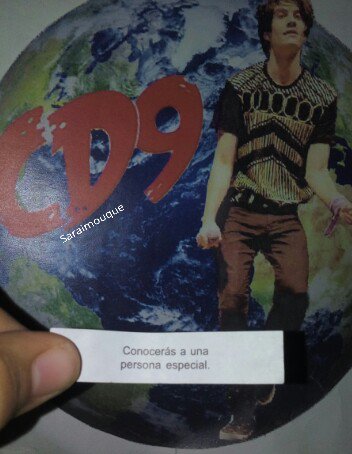 mouquedecanela's tweet photo. @bryanmouque Mi galleta de la fortuna me dijo que te conocería y te daba 10000 votos #KCAEstrellaLatina #CD9 https://t.co/NaNVjd45q8