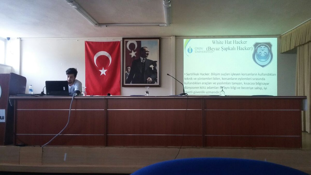 cezerisga's tweet photo. Ordu Üniversitesi Bilgi Güvenliği farkındalık semineri tamamlandı.  @A_erenalpkalkan teşekkürler. #BilgiGüvenliği https://t.co/ux8IzfKuYE