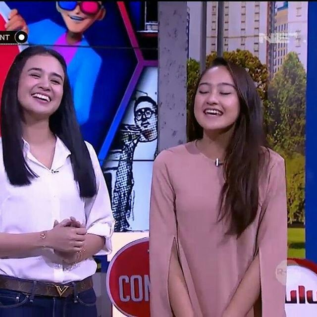 SLJakbar's tweet photo. samira &amp; caramel https://t.co/xjx4ePFHum