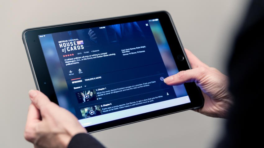 EdoTech's tweet photo. Netflix te dejará ver series aún si hay mala conexión móvil https://t.co/6xBgfvGdDd https://t.co/44oEmHcrpU