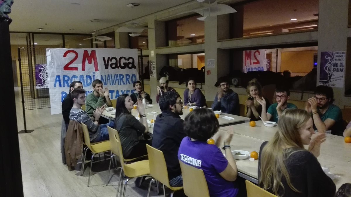 Les estudiants de l'<a href="/esmuccat/">ESMUC</a> encetem sopant en germanor la #TancadaESMUC. Ens espera una nit de debat, de formació i de lluita! #2MVaga