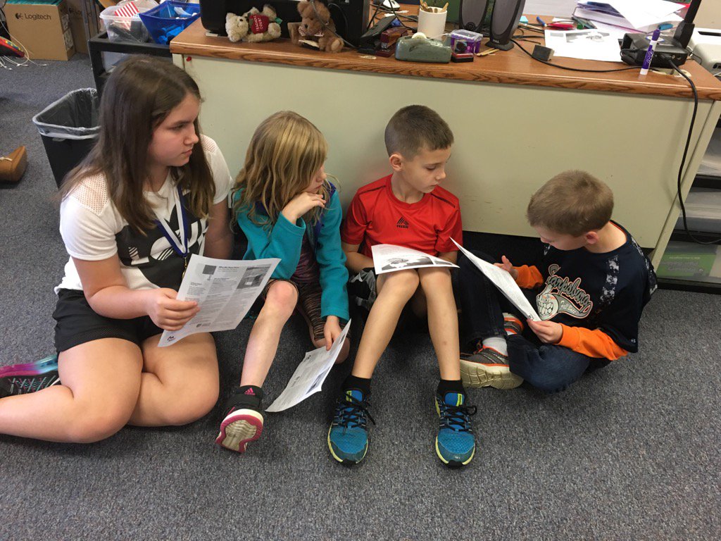 Using the text rendering experience to discuss the problem of disappearing honeybees @SharpsburgES <a href="/cathy_scuffins/">Cathy Scuffins</a>