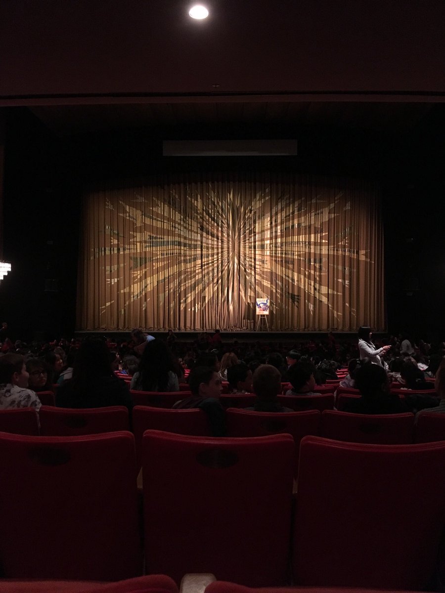 southbaysome's tweet photo. Thank you @BlueRibbonMCLA for the amazing experience watching #AlvinAiley2 at @MusicCenterLA for the kids of LA. #blueribbonfest https://t.co/wXQpXAz7GJ