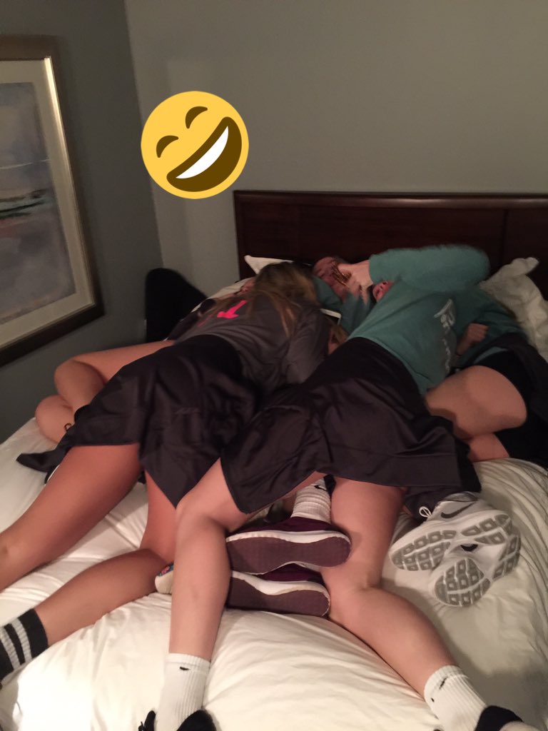 PerformanceVBC's tweet image. Little bonding time for 17 NIKE