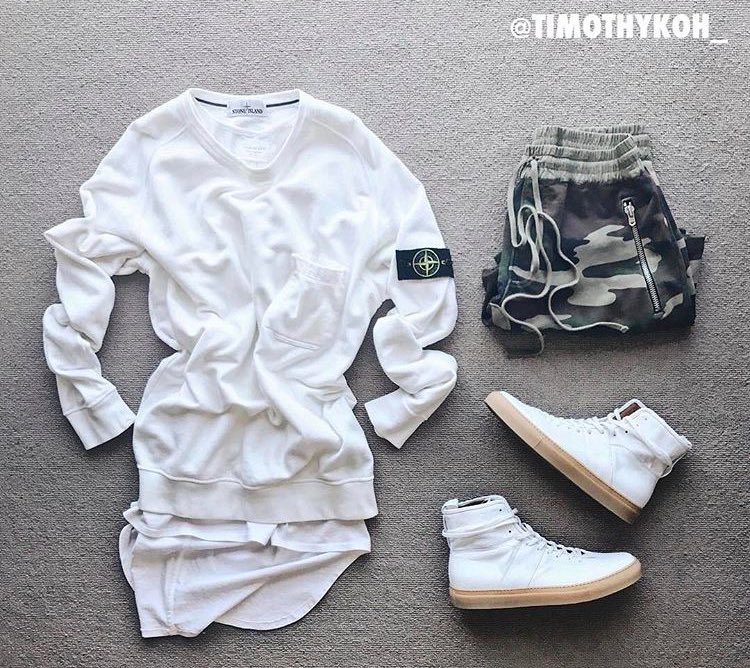 ApexStreetwear_'s tweet image. Today's outfit grid ☁️☁️