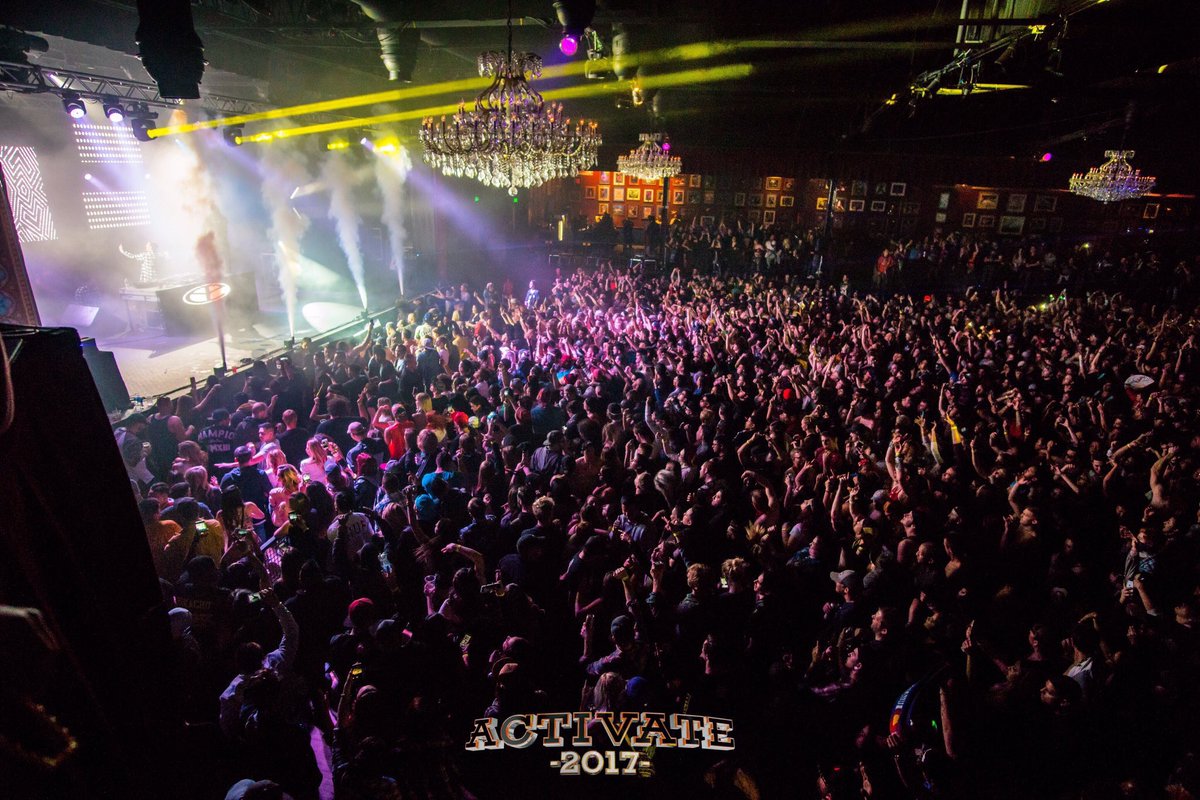 KjSawka's tweet photo. Lots of love to everyone who made this show happen! @illGatesMusic @LAXX @Herobust #Activate2017 https://t.co/iv75bN9qgu