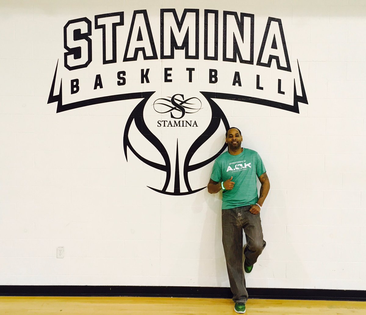 DerekLAnderson's tweet photo. It's Stamina Time!!! Can't wait to build some Great Basketball Players!! #StaminaBasketball is Here https://t.co/KvyDpqDFC4 https://t.co/Mi0Us6oULZ